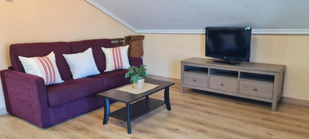 Apartamentos El Pigazu Cangas de Onis Bagian luar foto